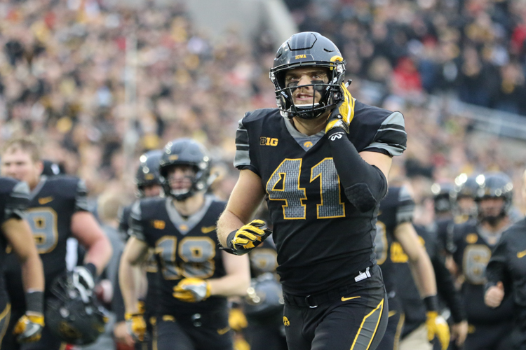 bo-bower-iowa-football bo-bower-iowa-football