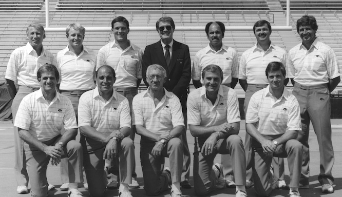 hayden-fry-coaching-staff