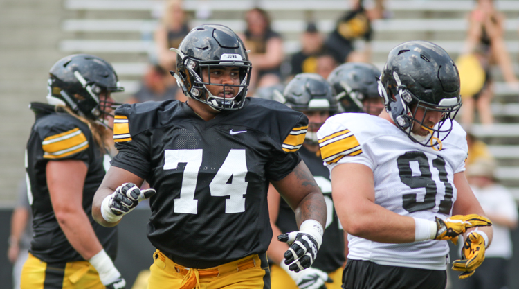 tristan-wirfs-iowa-football tristan-wirfs-iowa-football