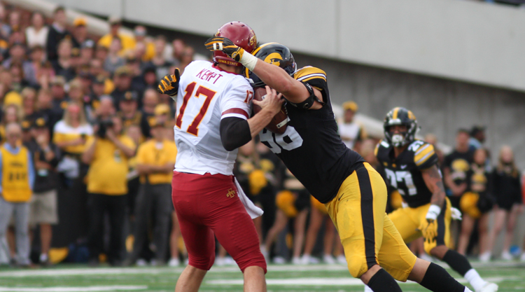 matt-nelson-iowa-football