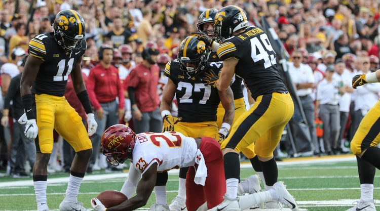 amani-hooker-iowa-football