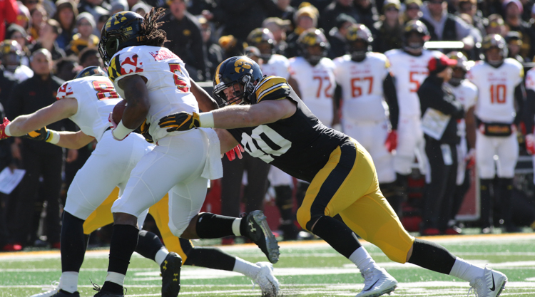 parker-hesse-iowa-football