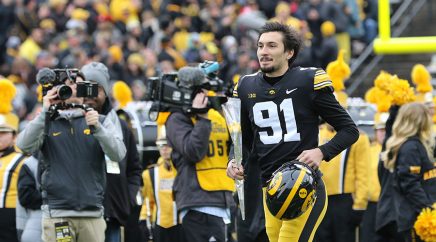 miguel-recinos-iowa-football