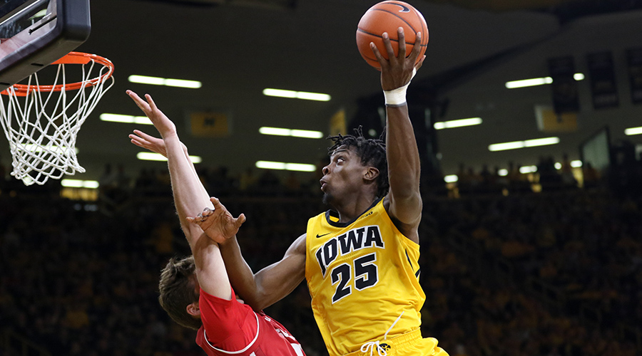 tyler-cook-iowa-hawkeye-basketball