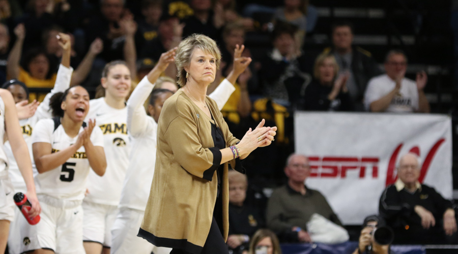 lisa-bluder lisa-bluder