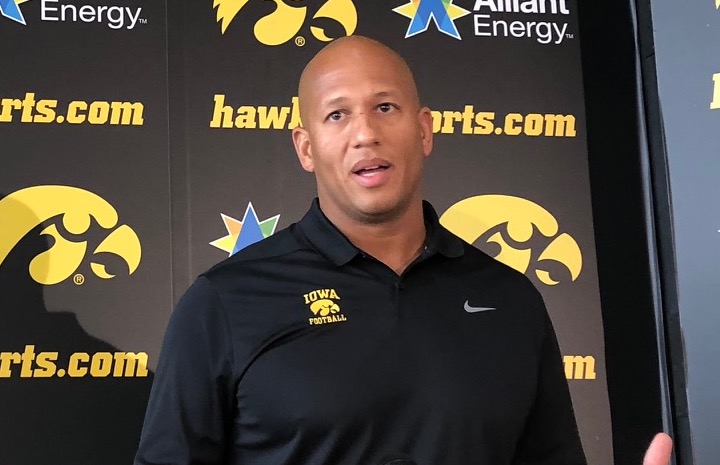 levar-woods levar-woods