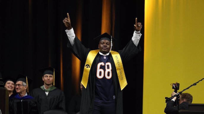 James-Daniels-Iowa-Football