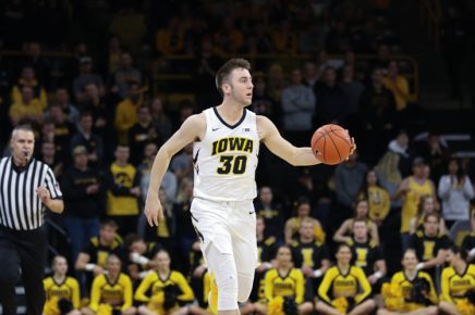 connor-mccaffery-iowa-basketball
