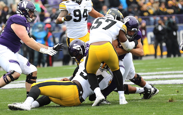 chauncey-golston-iowa-football