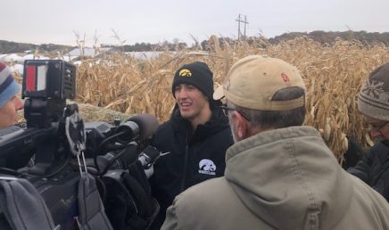 michael-kemerer-hawkeye-wrestling