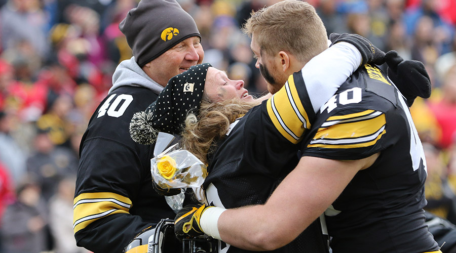 parker-hesse-senior-day