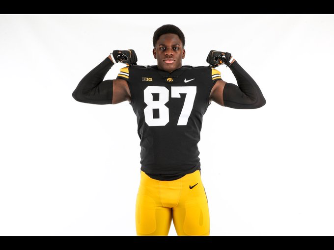 Daine-Hanson-Iowa-Football-Recruiting