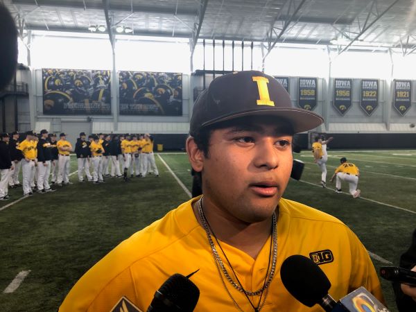 Izaya-Fullard-Iowa-Baseball Izaya-Fullard-Iowa-Baseball