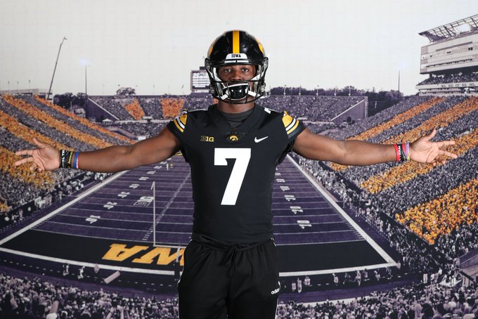 Chris-Parson-Iowa-Football-Recruiting