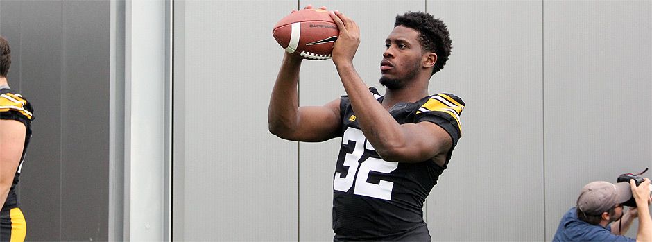 derrick-mitchell derrick-mitchell