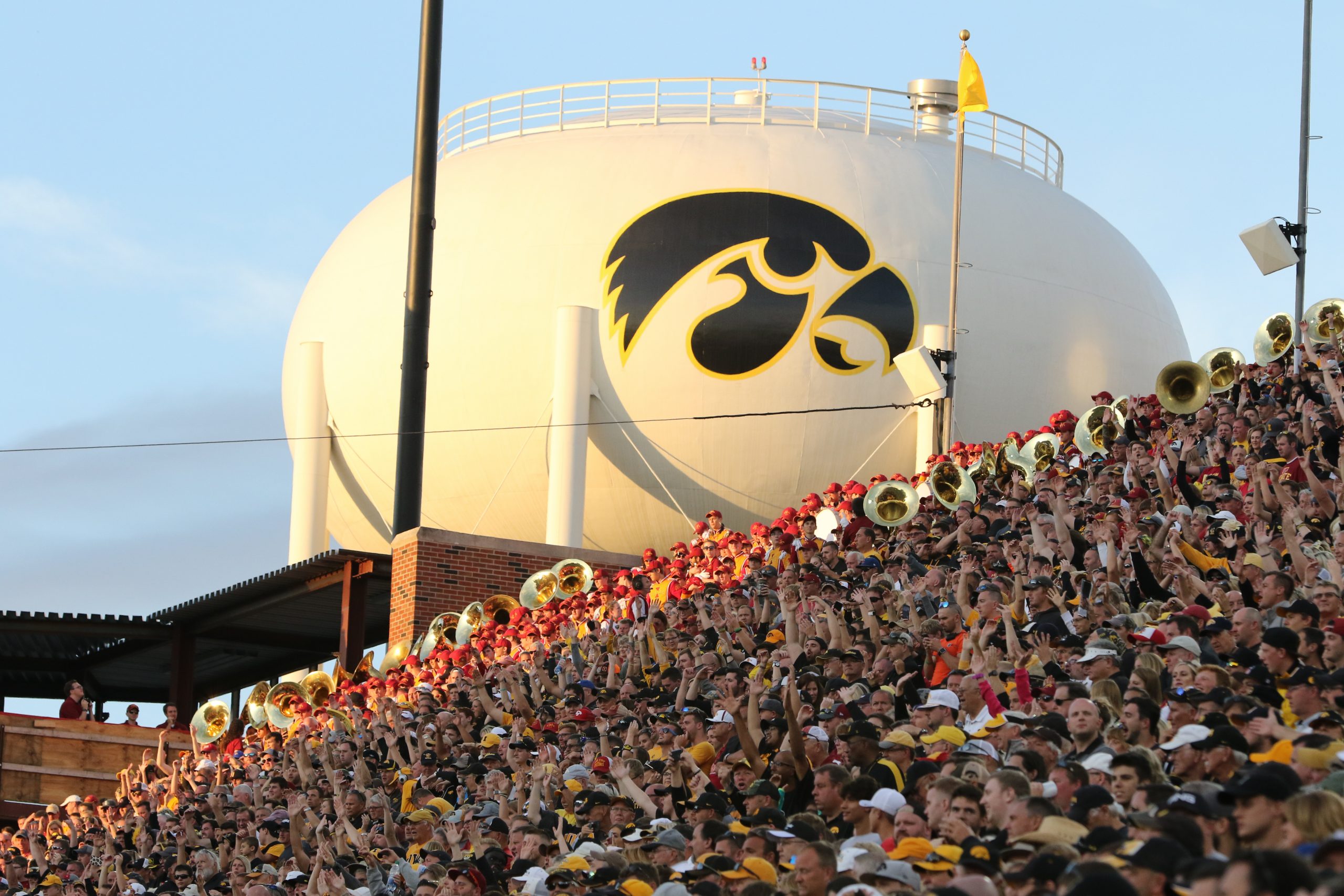 kinnick-water-tower