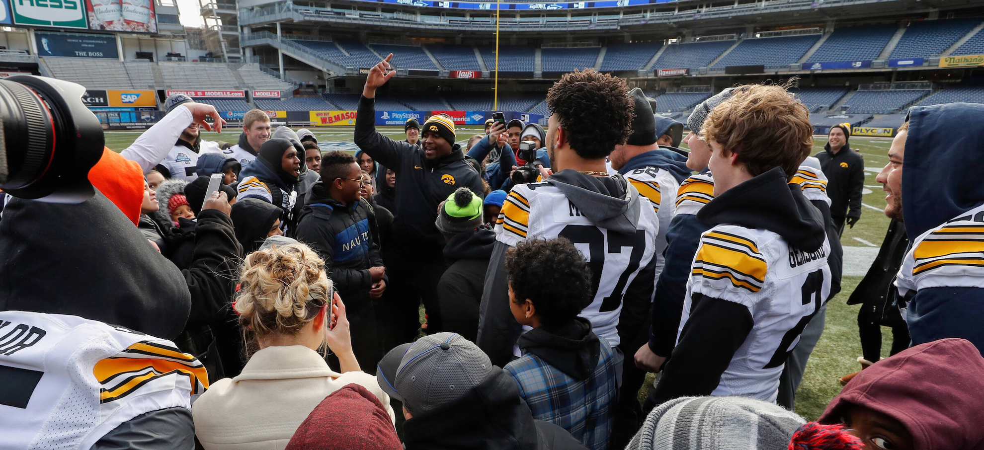 broderick-binns broderick-binns