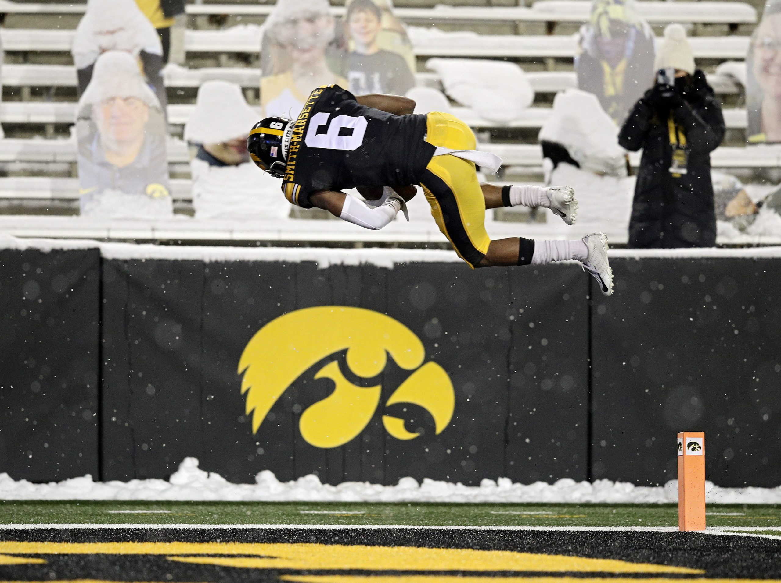 Iowa Football vs Wisconsin Iowa Football vs Wisconsin