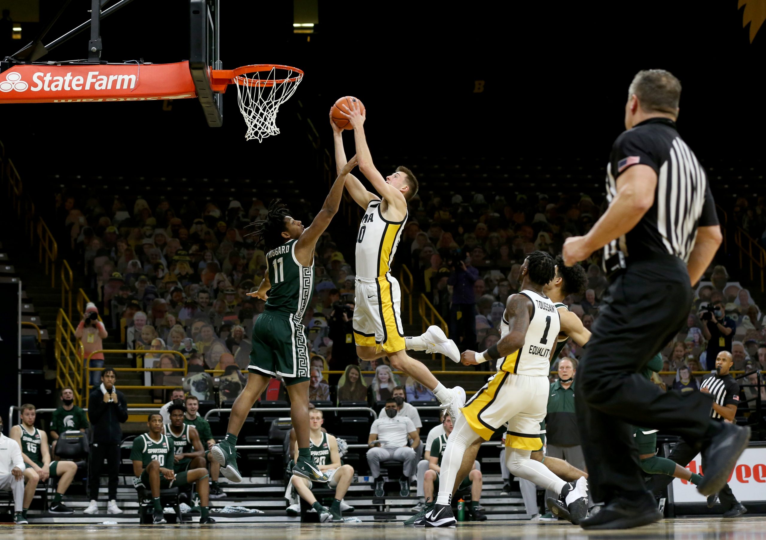 IOWA MEN'S BASKETBALL VS MICHIGAN STATE IOWA MEN'S BASKETBALL VS MICHIGAN STATE