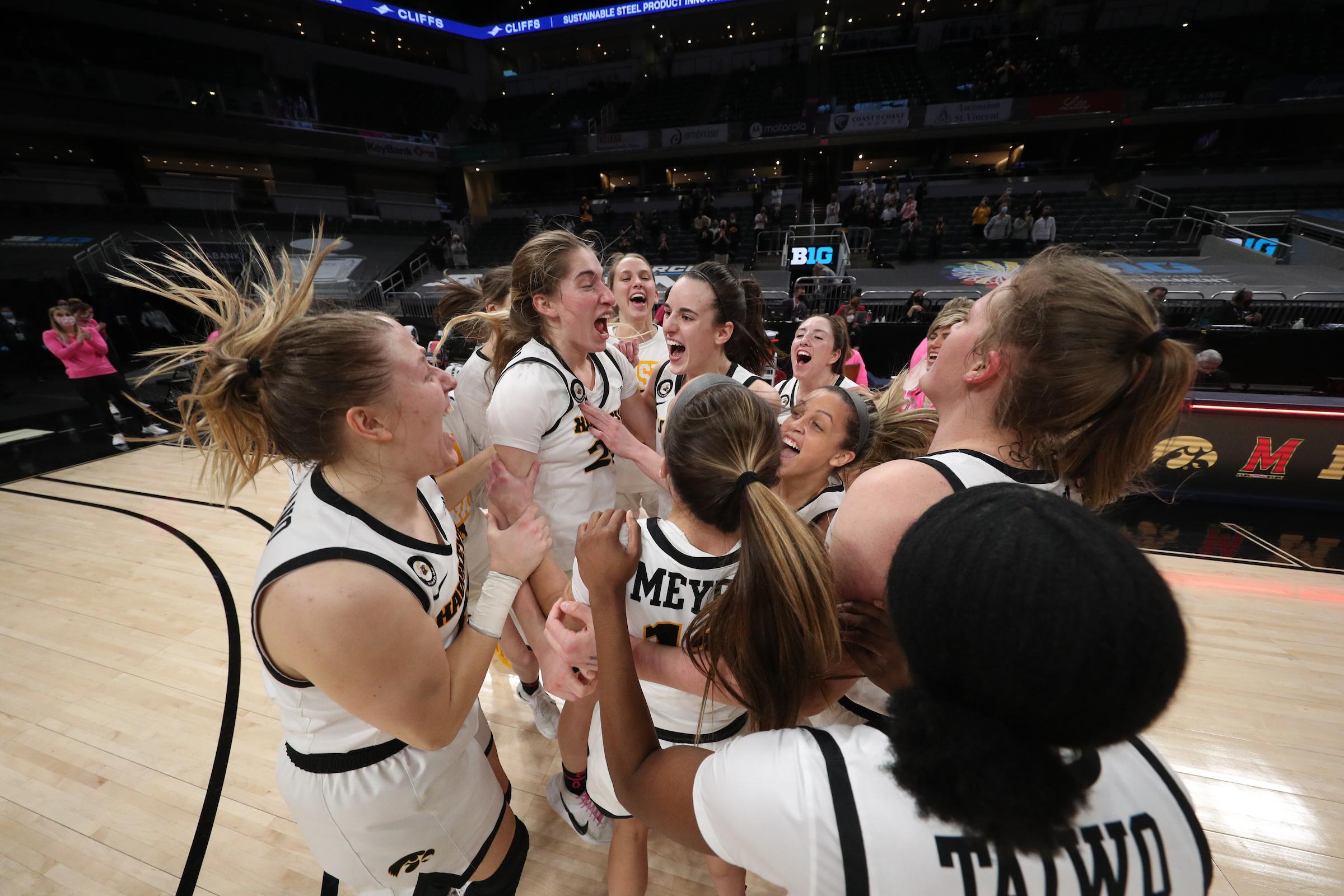 caitlin-clark-kate-martin-monika-czinano