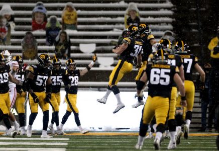 IOWA FOOTBALL VS WISCONSIN