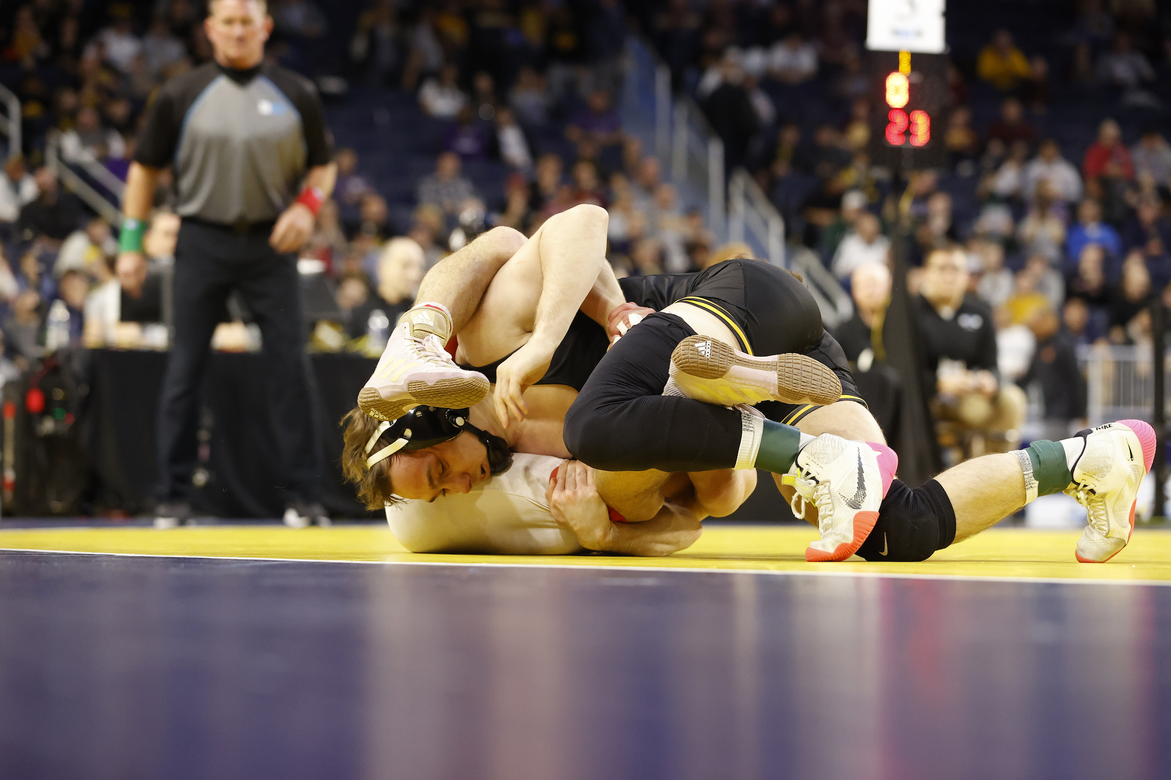 spencer lee big ten champ