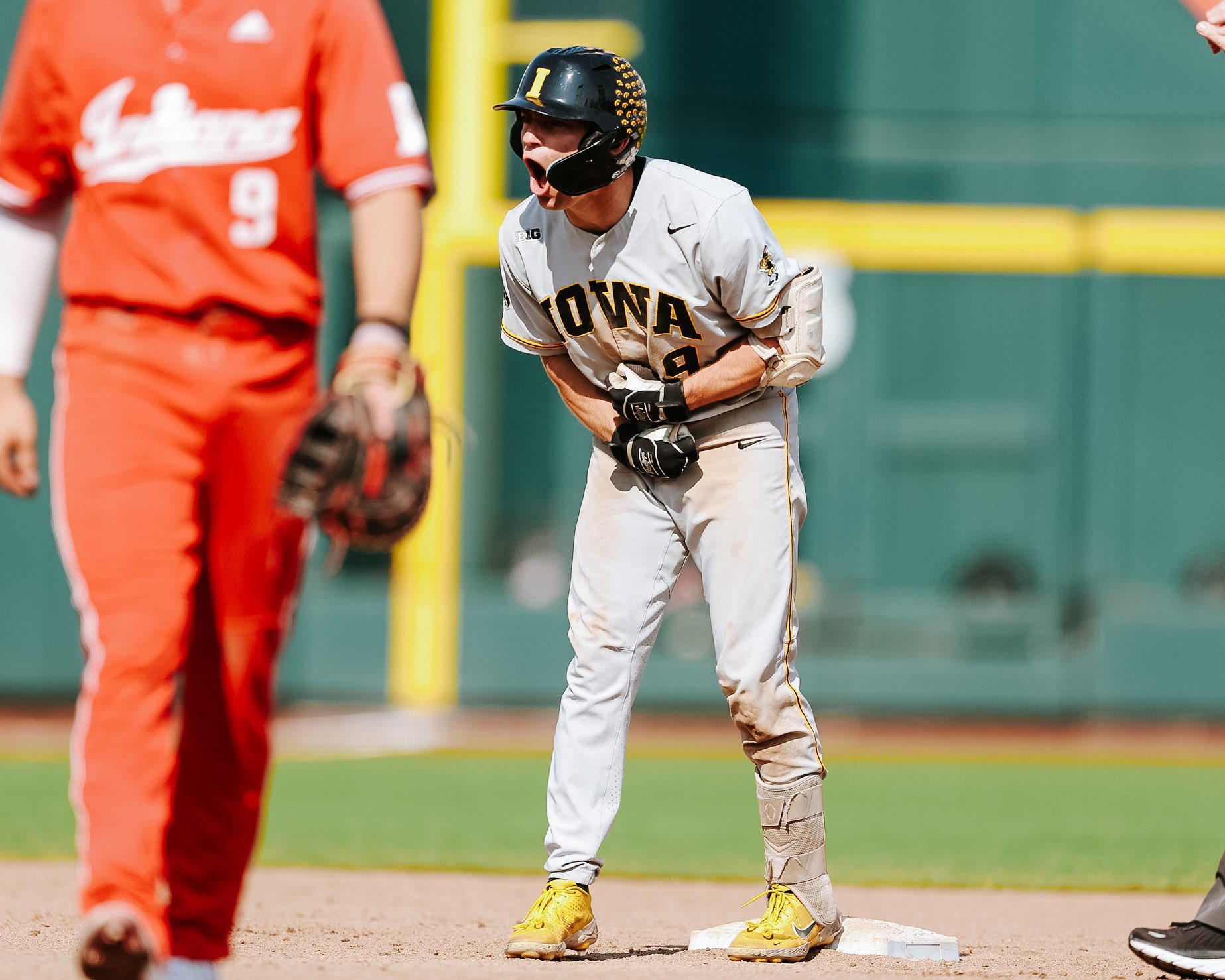 huck bases clearing double