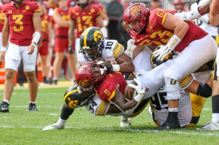 Nick Jackson, Jay Higgins