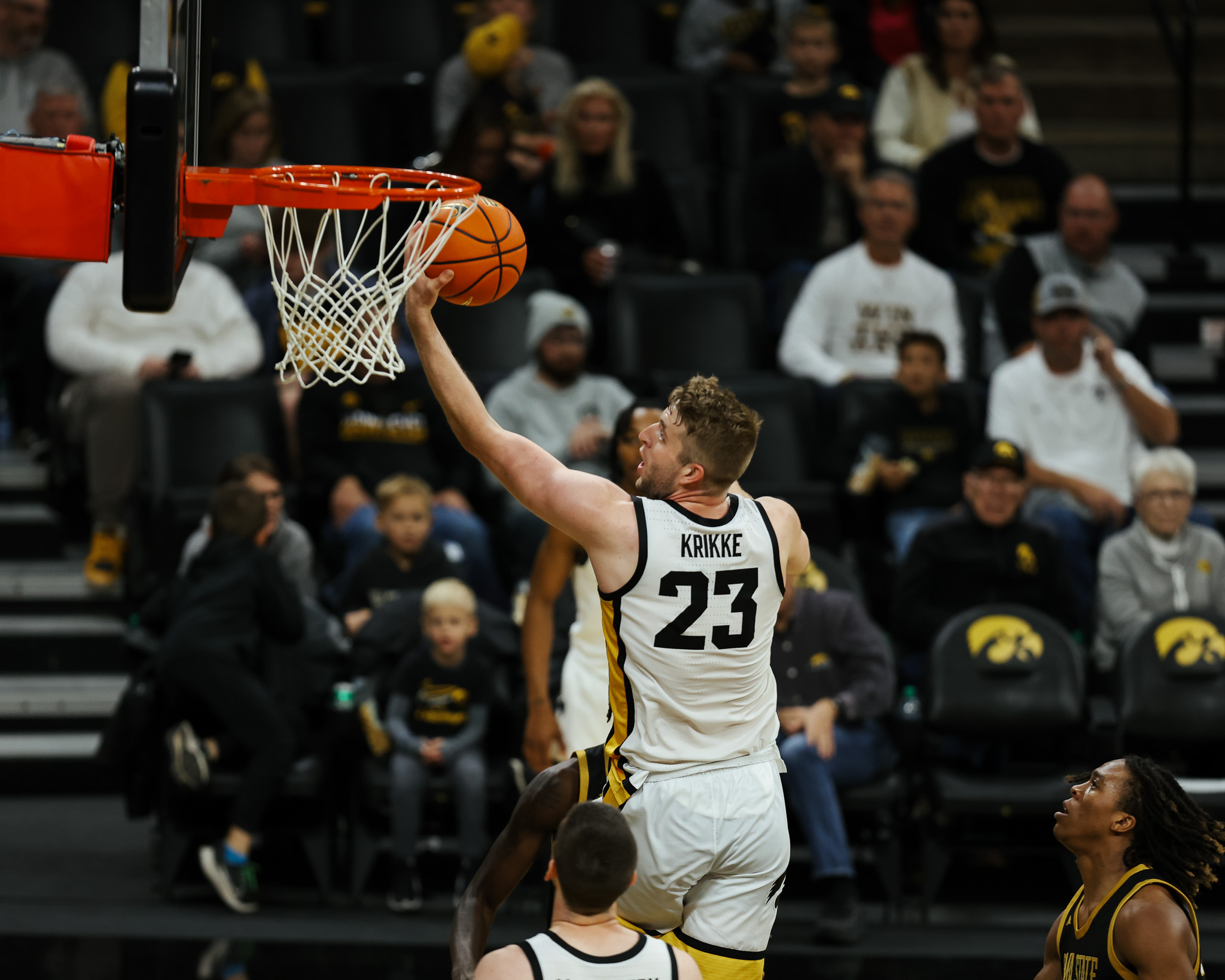 krikke creighton advance