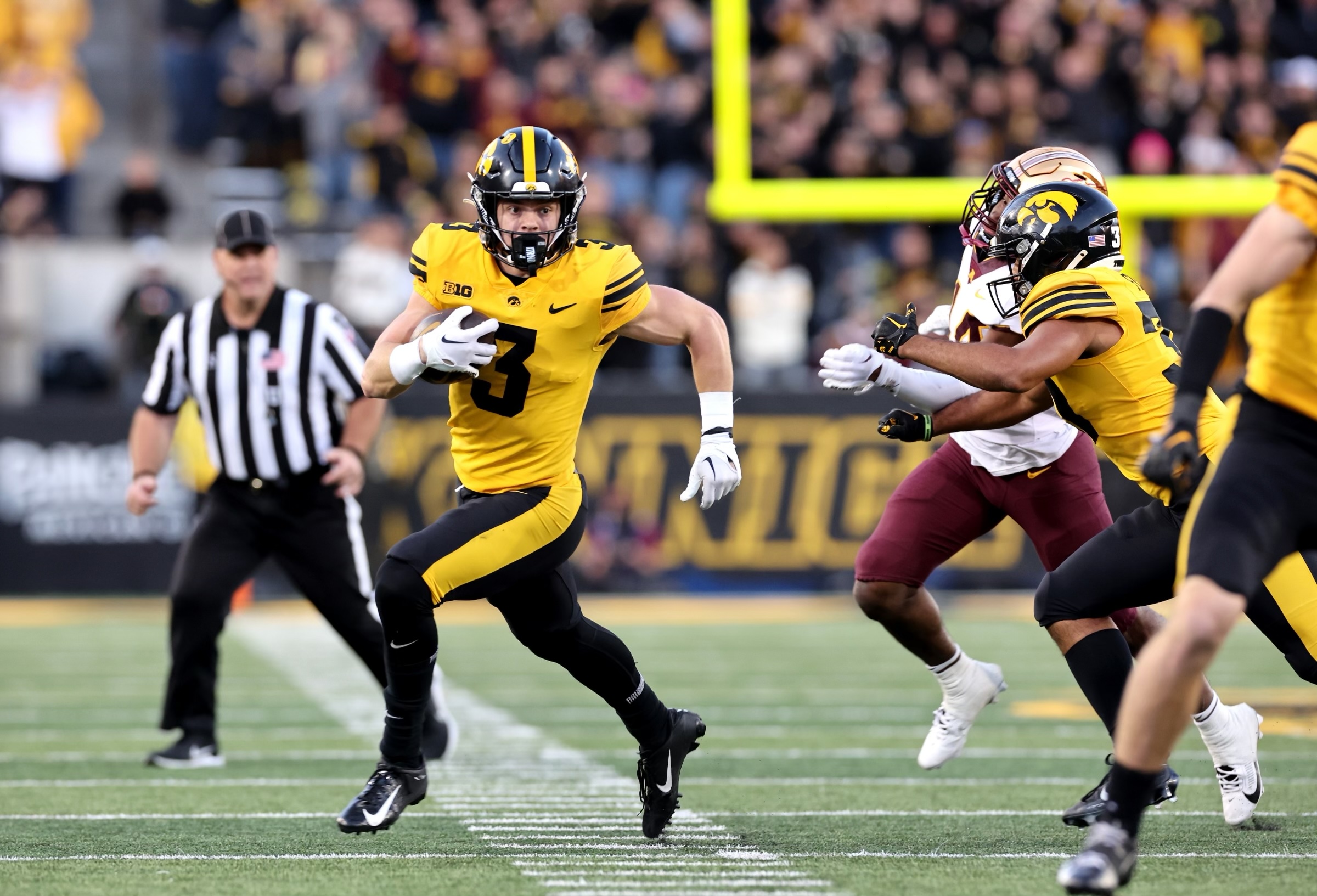 IOWA FOOTBALL VS MINNESOTA