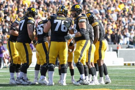 Hawkeye Huddle