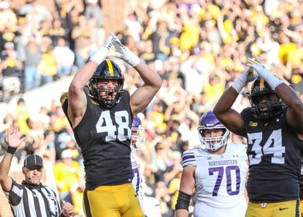 Max Llewellyn, Jay Higgins