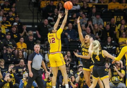 JuJu Watkins, Hannah Stuelke