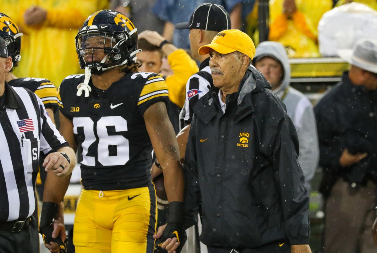 Kaevon Merriweather, Carl Jackson