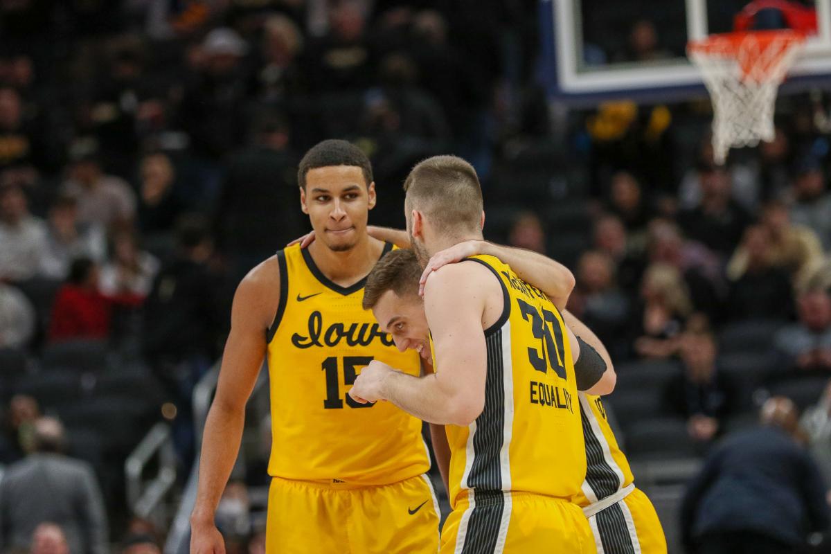 Keegan Murray, Jordan Bohannon, Connor McCaffery 