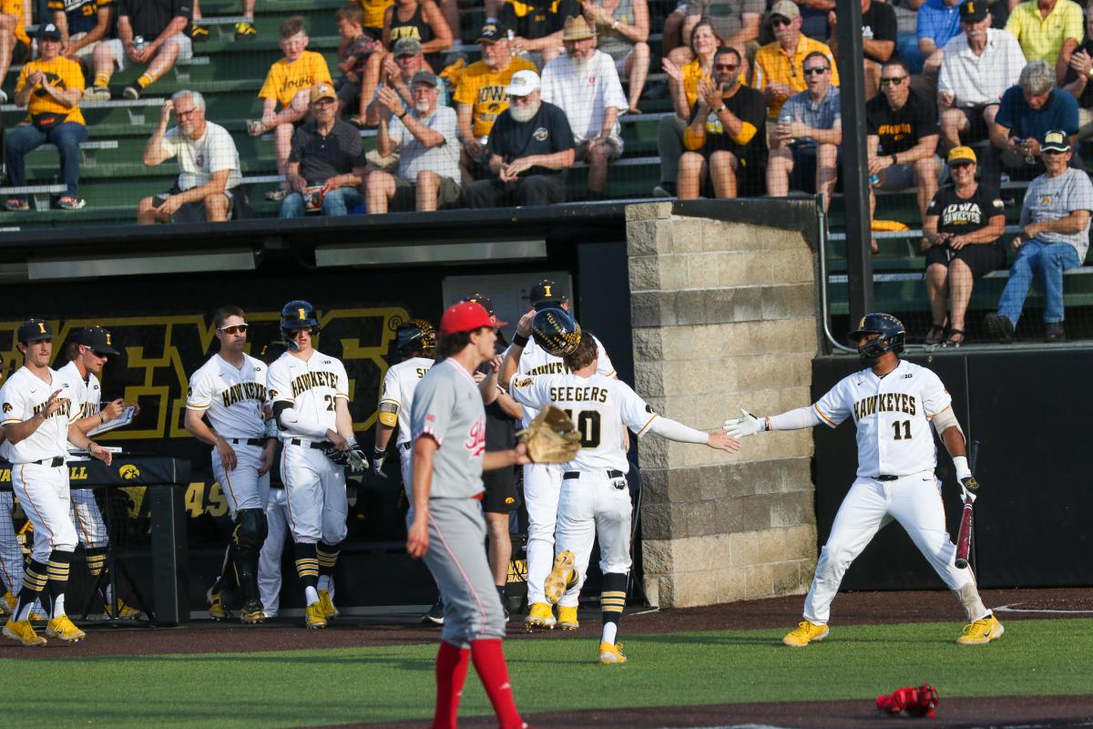 Michael Seegers, Izaya Fullard 