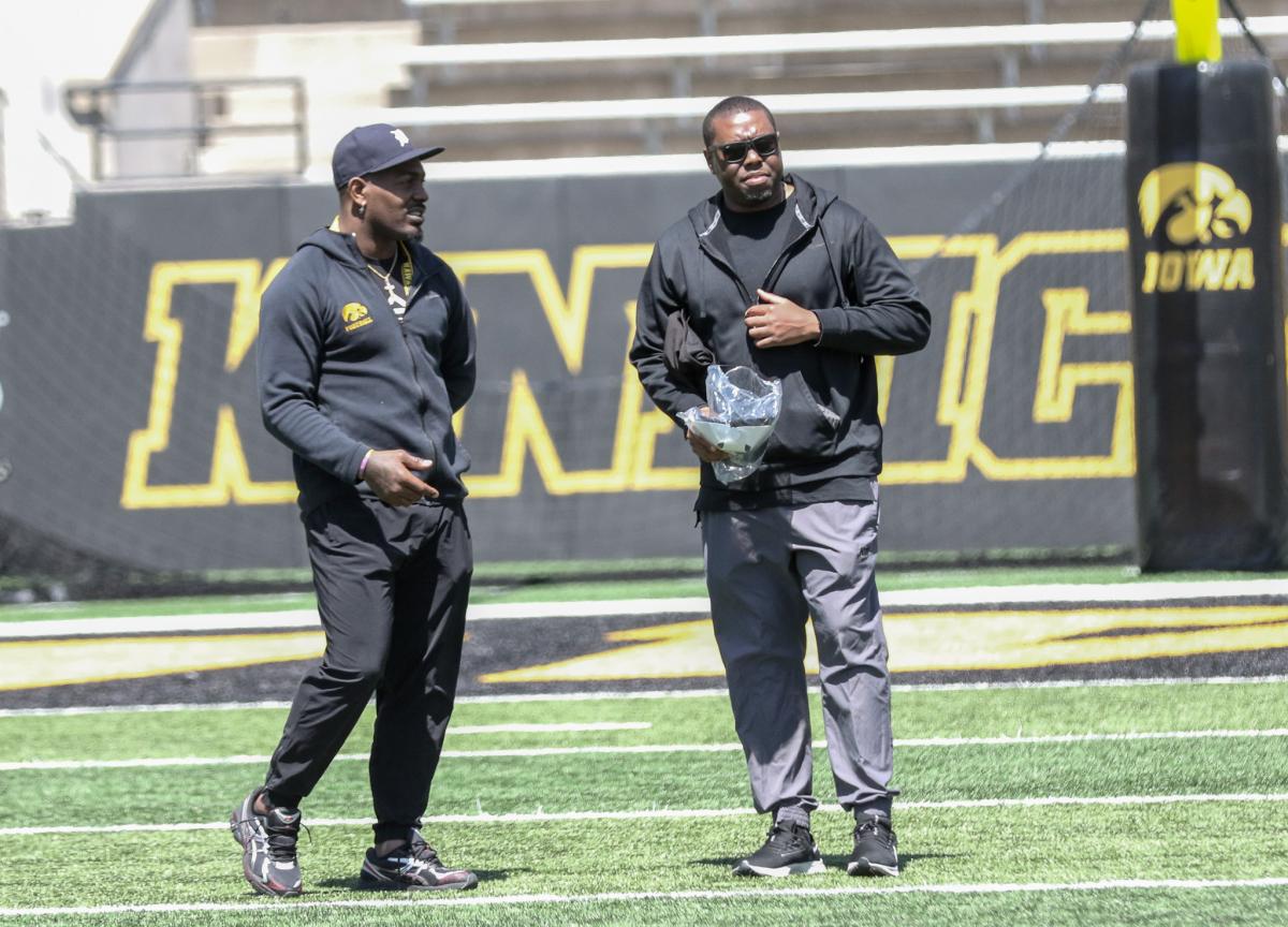 Desmond King, Brad Banks