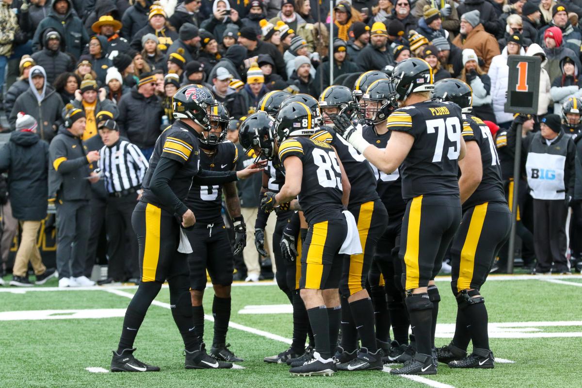Hawkeye Huddle 