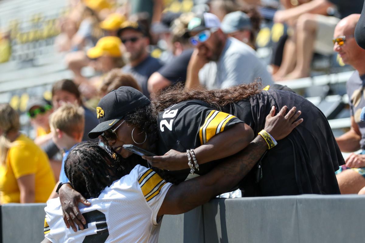 Terry Roberts, LaTanya Dionne