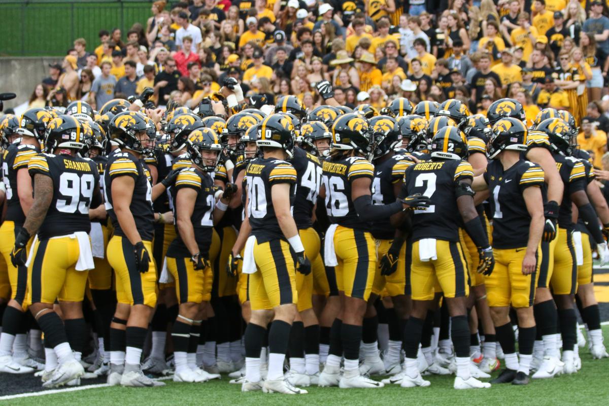 Hawkeye Huddle